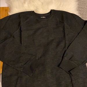 Dark gray long sleeve tee